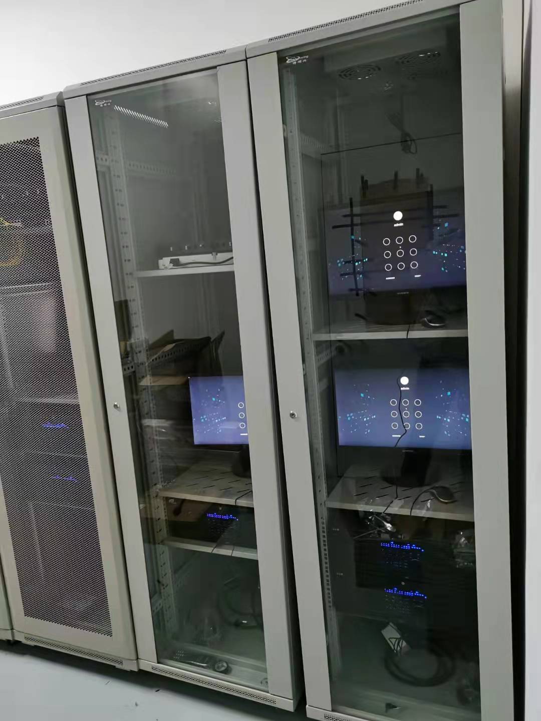 监控机房机柜图
